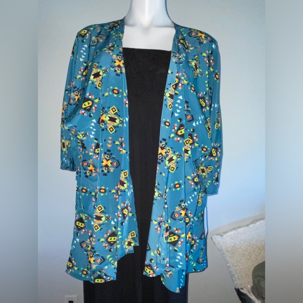 Lularoe Lindsay in size L